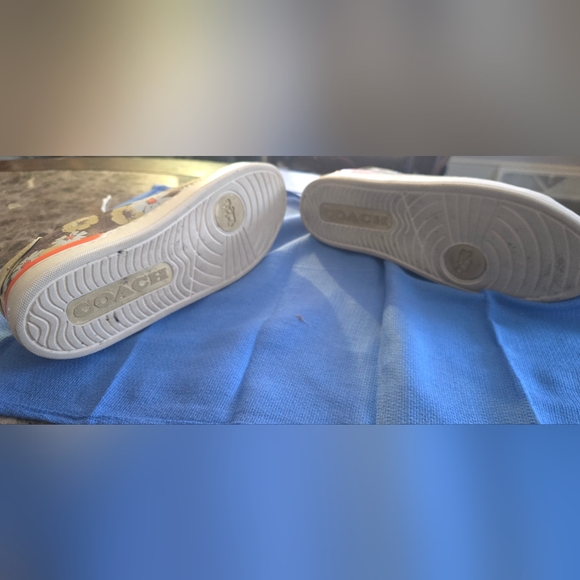 Coach Floral Brown and Cream Sneakers Size 10 mens - Picture 2 of 7